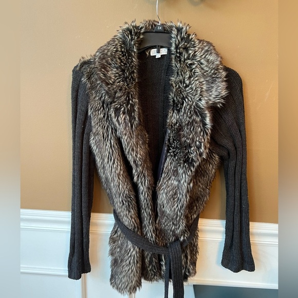 Joseph A Black and Gray Faux Fur Collar Cardigan Size Large - Picture 1 of 4